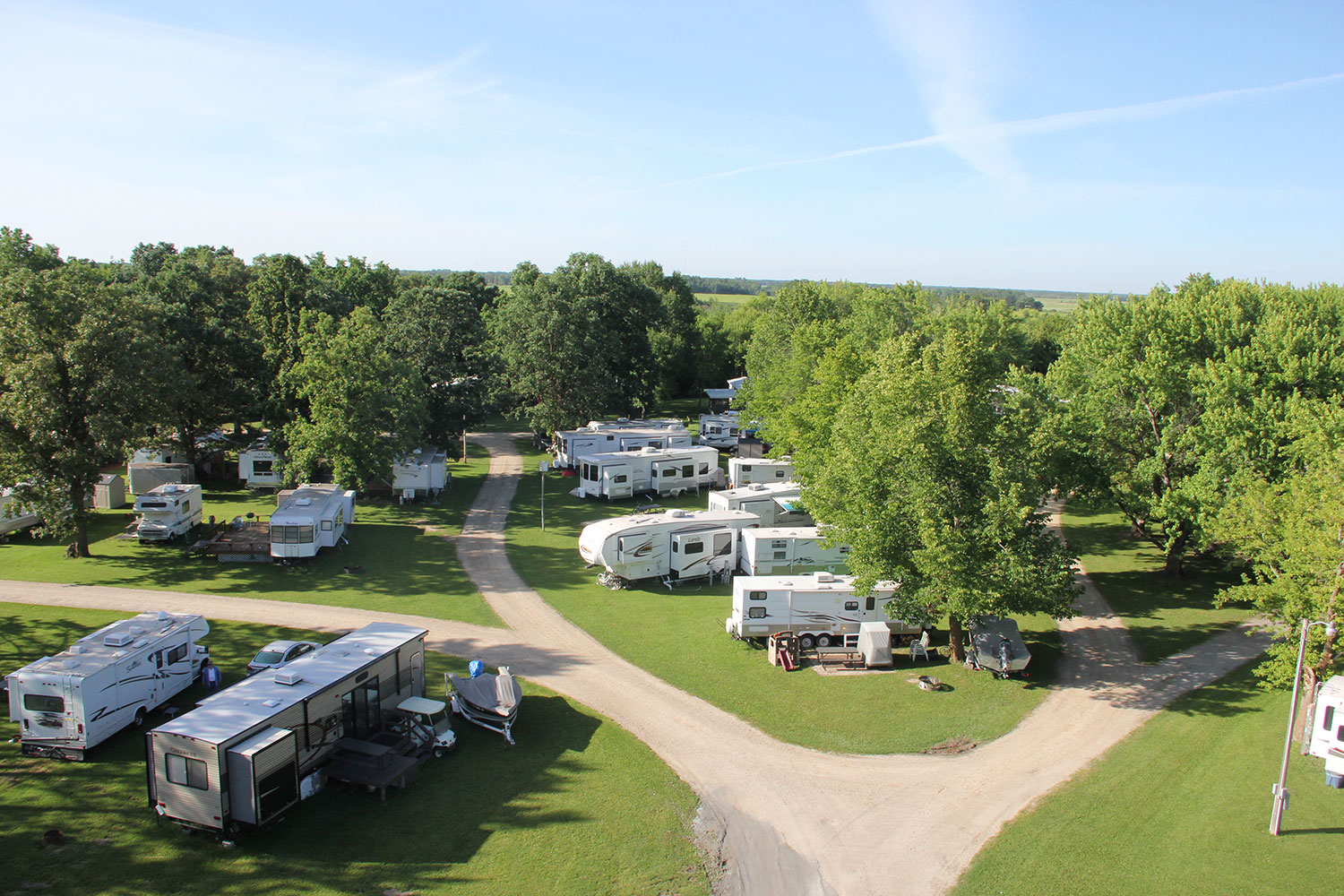 Lake of the Woods Campground Full hook up Rv and tenting campground